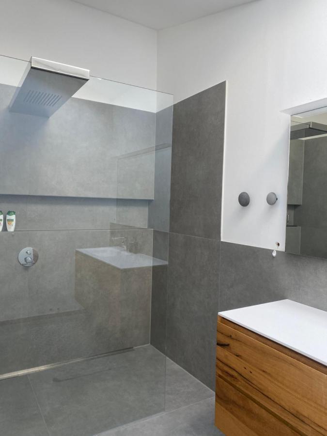 Moderne Ferienwohnung Stephanskirchen Luaran gambar